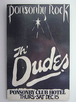 AUCKLAND ROCK VENUES (2003): Pull down the shades