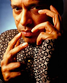 TRILOK GURTU INTERVIEWED (2000): Tabla time