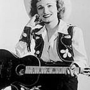 Rosalie Allen: Hitler Lives (1945)