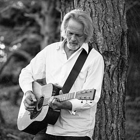 THE FAMOUS ELSEWHERE SONGWRITER QUESTIONNAIRE: Derek Lind