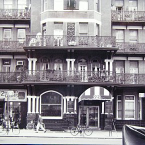 New York, USA: Woke up, it was a Chelsea morning