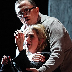 RIGOLETTO REVIEWED (2012): The chill of the familiar