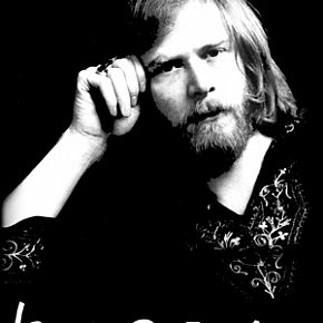LONG JOHN BALDRY INTERVIEWED (2002): What becomes a legend most.
